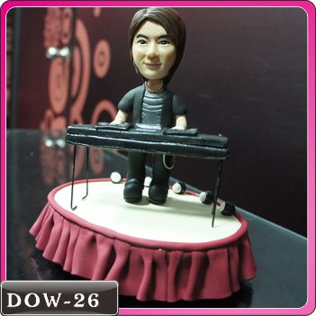 街頭藝人鋼琴公仔(15公分)DOW-26